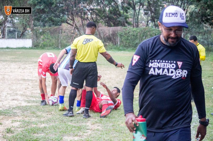 FUTEBOL FEMININO  Clube de Campo Tubarão